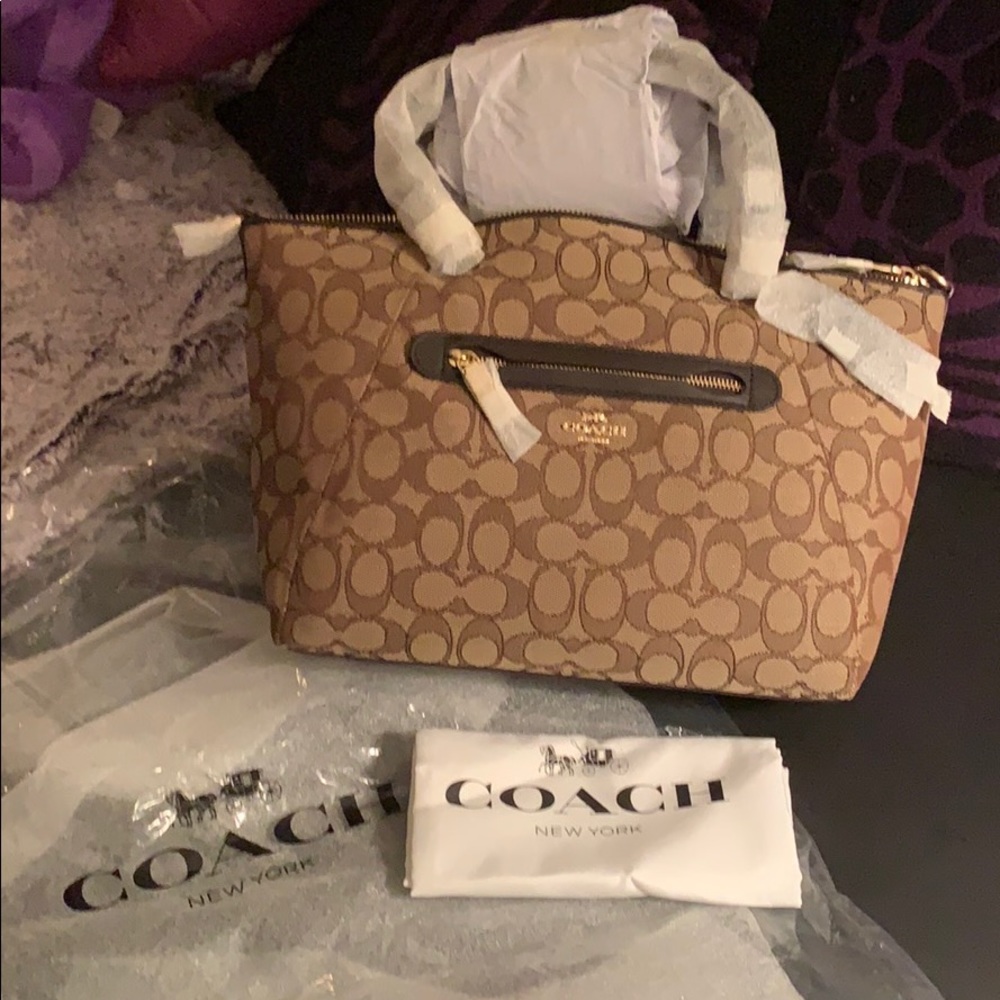 Brand new coach purse (SOLD)